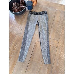 Gymshark‎ LR Grey Athletic Leggings Size Small